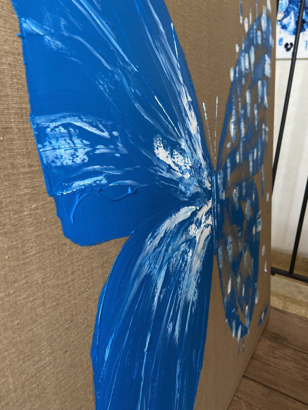 BUTTERFLY MATRIX BLUE